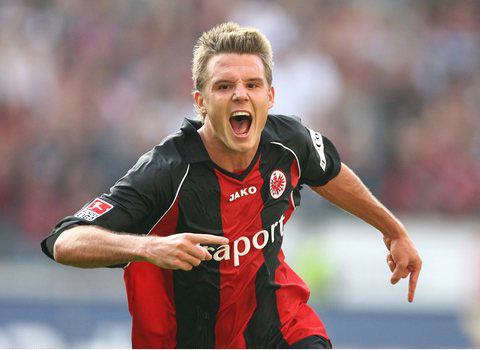 极参与到国 极参与到国